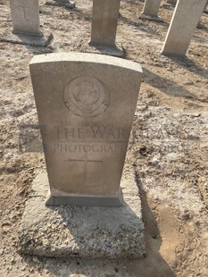 BAGHDAD (NORTH GATE) WAR CEMETERY - BAKER, J F E